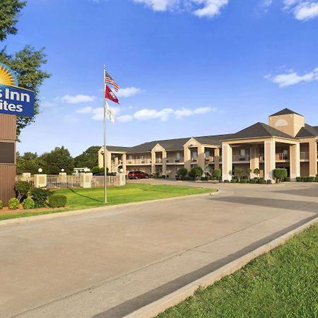 Days Inn & Suites By Wyndham Stuttgart Εξωτερικό φωτογραφία